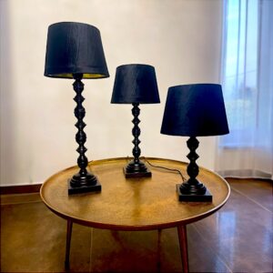 Lámpaernyő fekete 1-Photoroom