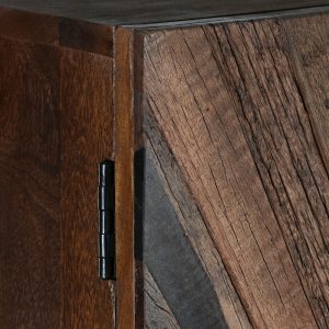 MB-216580-10-Photoroom