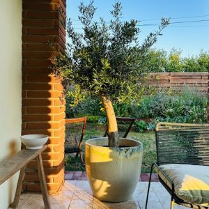 Mázas kaspó bézs 4-Photoroom